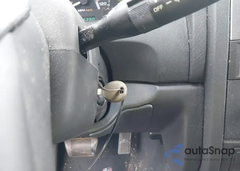 2004 Jeep Grand Cherokee Laredo z USA, uszkodzony, nr VIN 1J4GW48N44C378826